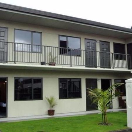 Asure Abode On Courtenay Motor Inn New Plymouth Ngoại thất bức ảnh