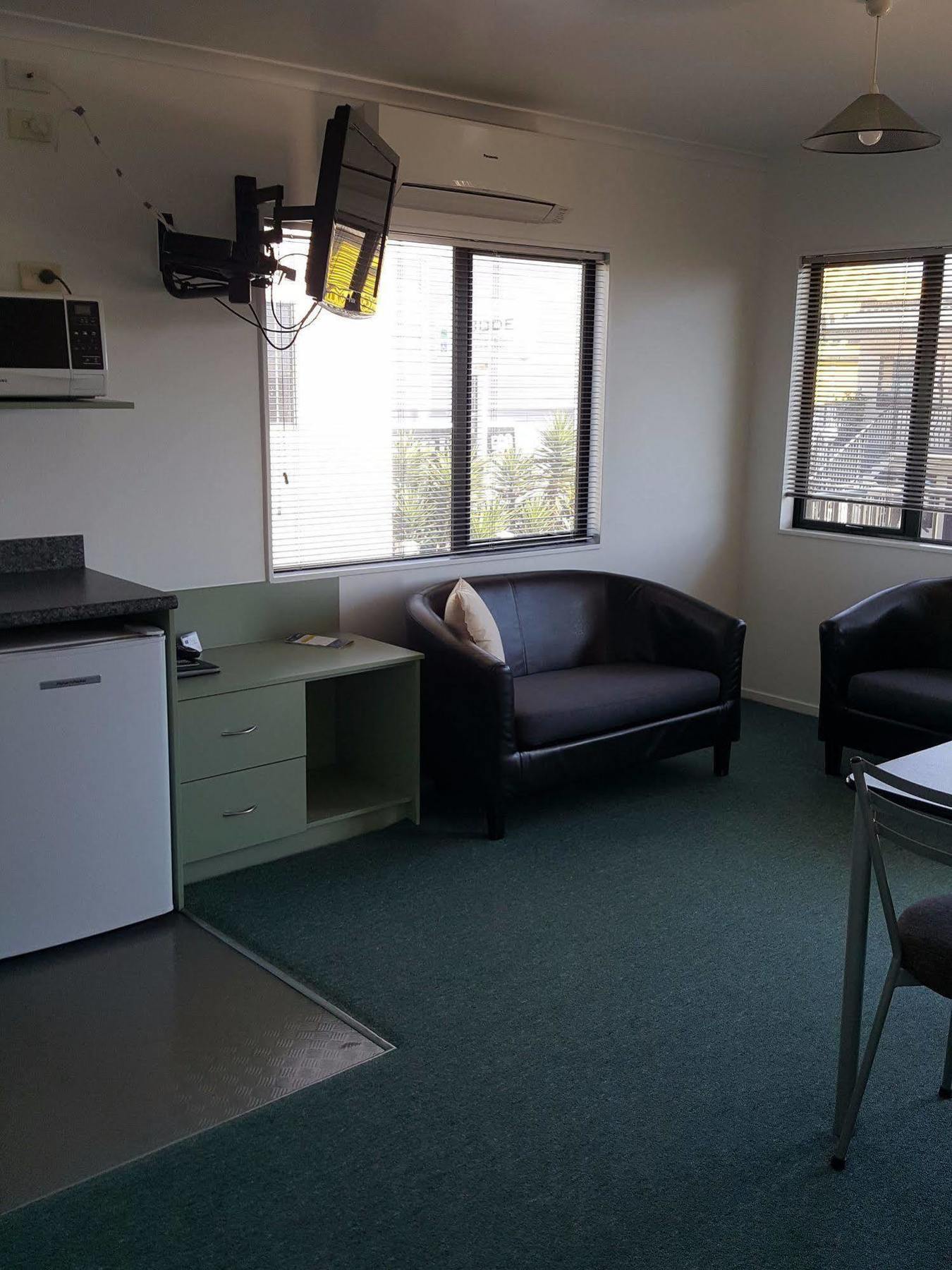 Asure Abode On Courtenay Motor Inn New Plymouth Ngoại thất bức ảnh