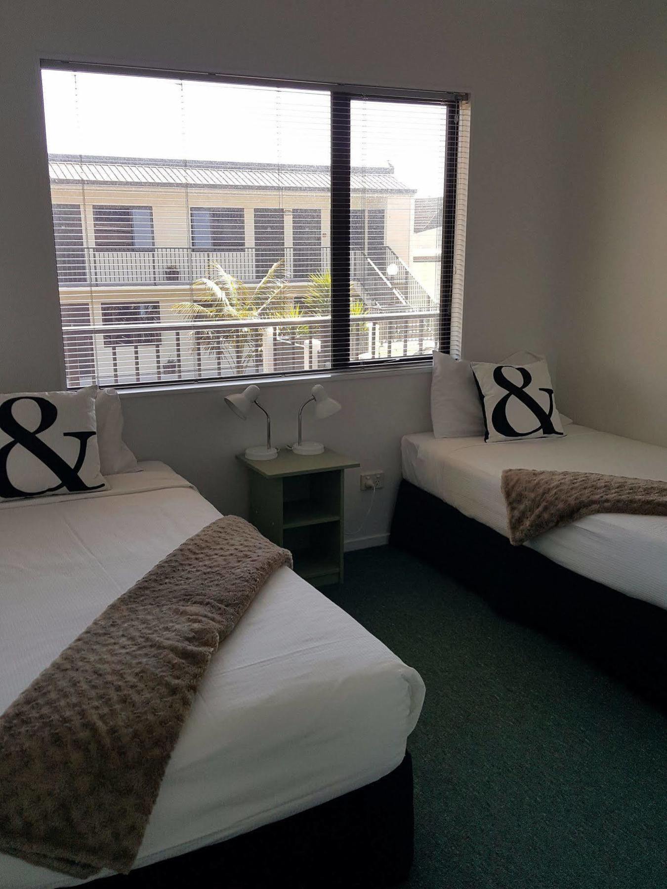 Asure Abode On Courtenay Motor Inn New Plymouth Ngoại thất bức ảnh
